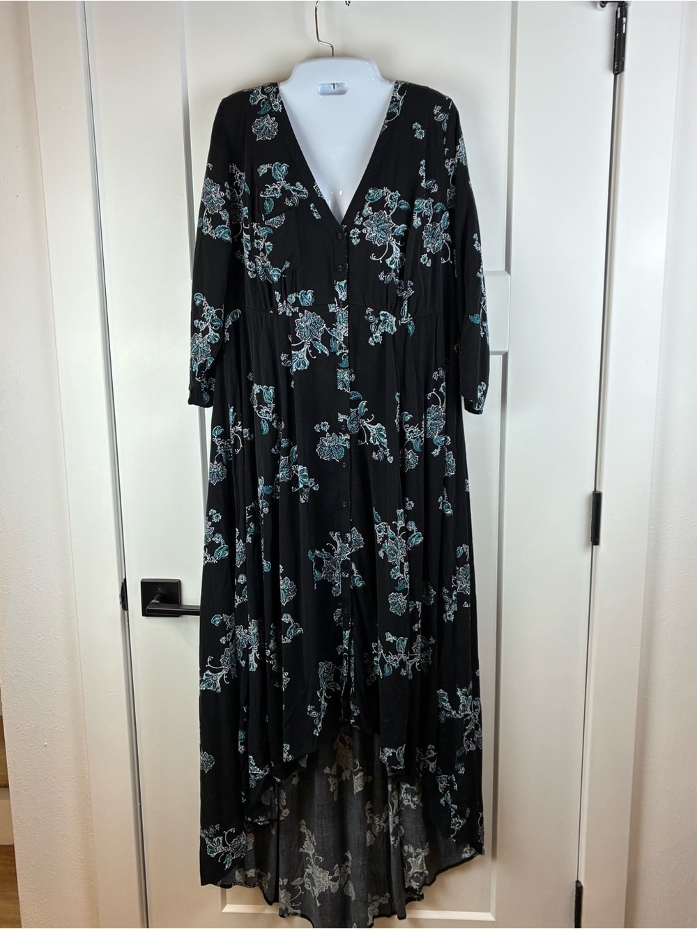 Torrid Floral Black High-Low Maxi Dress with Teal Accents Size 1 (14/16) d